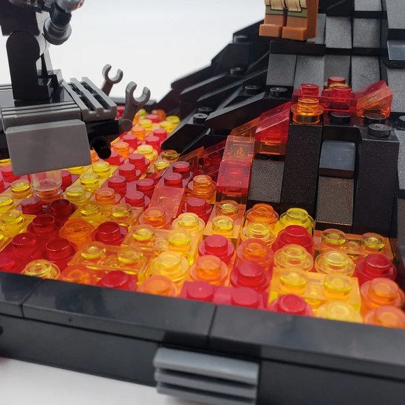 Obi-wan VS Anakin Skywalker Battle on Mustafar Episode 3 Custom Mini Figures - Picture 9 of 10